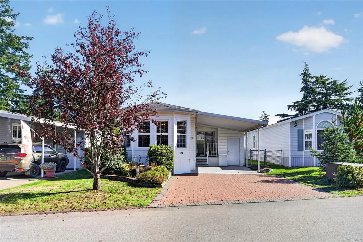 #24 - 7401 Central Saanich Rd #24, Central Saanich BC V8M 2B5