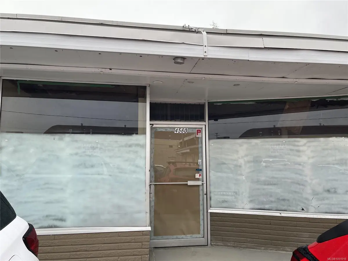 4560 Adelaide St, Port Alberni BC V9Y 6N3