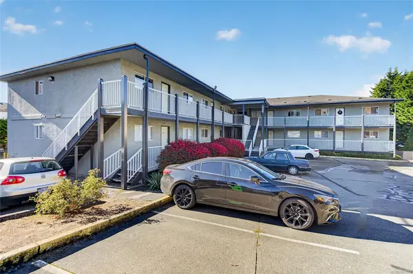#203 - 123 Back Rd #203, Courtenay BC V9N 3W5 - 2 bed, 1 bath property for sale in Courtenay