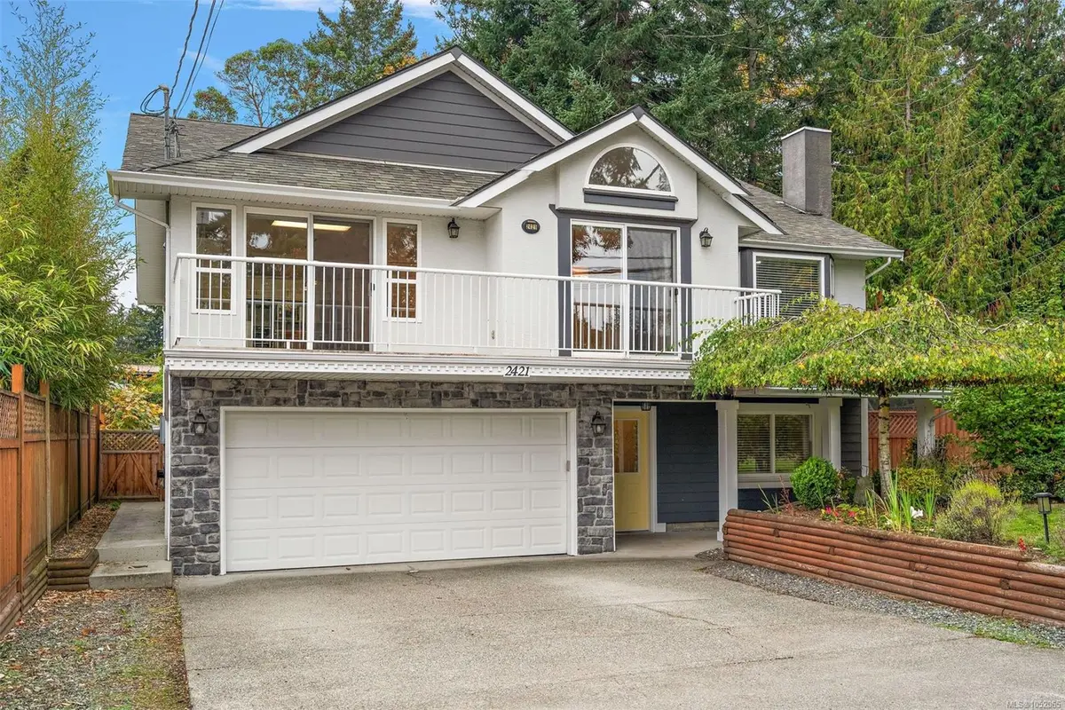 2421 Tanner Rd, Central Saanich BC V8Z 6K4