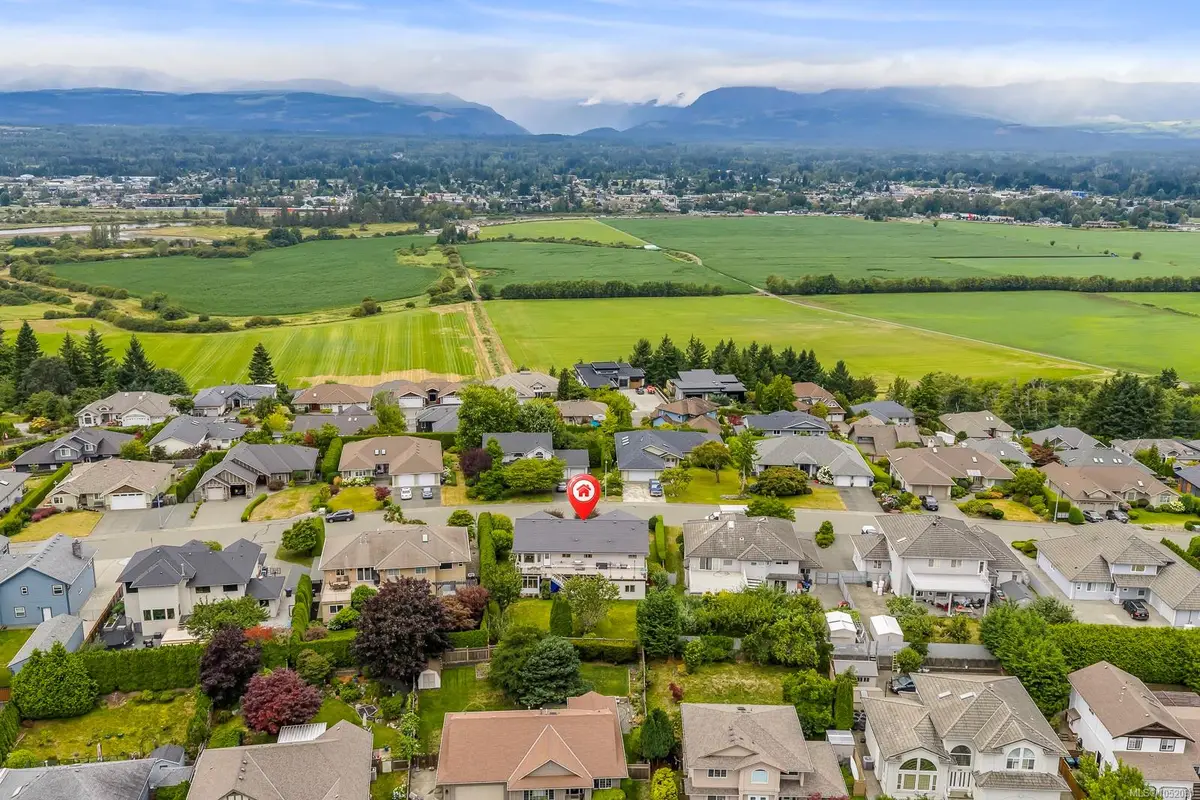 1564 Trumpeter Cres SW, Courtenay BC V9N 8W6