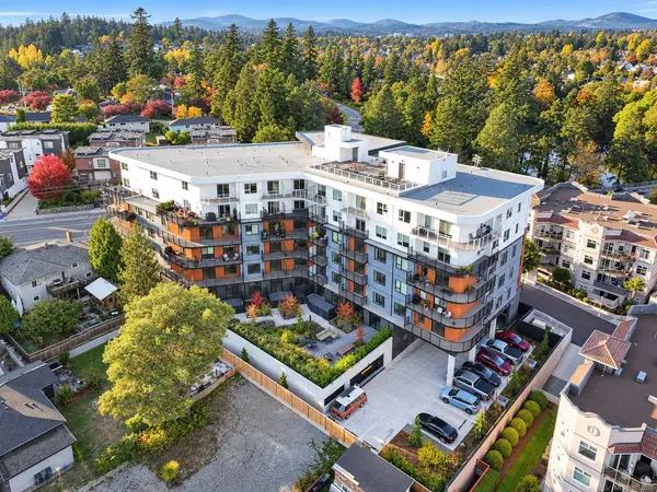 #609 - 1075 Tillicum Rd #609, Esquimalt BC V9A 2A4 - 2 bed, 2.0 bath in Esquimalt
