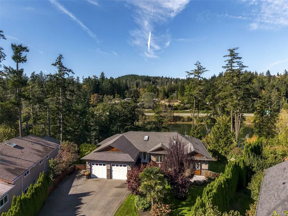 10965 Marti Lane, North Saanich BC V8L 6B3