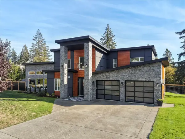 3205 Pinder Pl, Shawnigan Lake BC V0R 1L6 - 6 bed, 5.0 bath in Shawnigan Lake