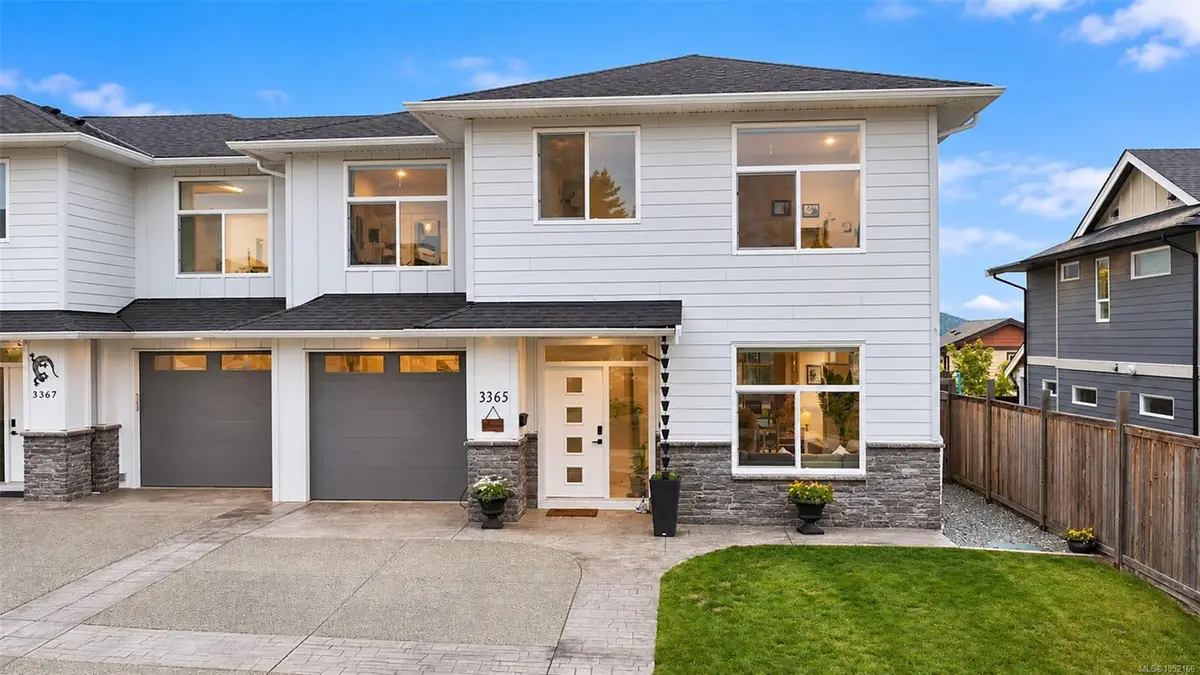 3365 Skinner Rd, Duncan BC V9L 4V4