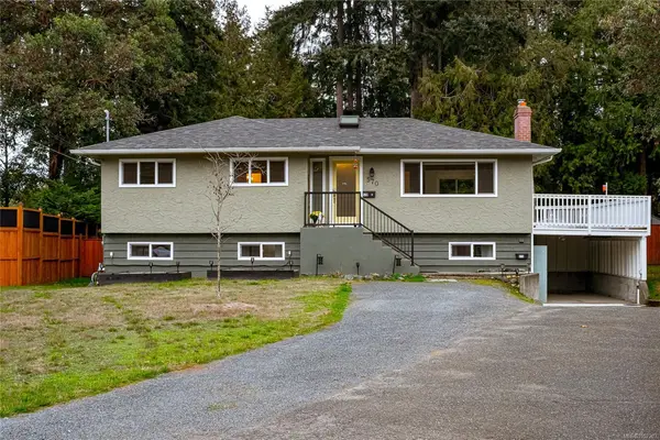 570 Cedarcrest Dr, Colwood BC V9C 1M3 - 5 bed, 2.0 bath in Colwood