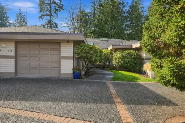 1176 Lee Rd, Parksville BC V9P 2L2 - 2 bed, 2 bath property for sale in Parksville