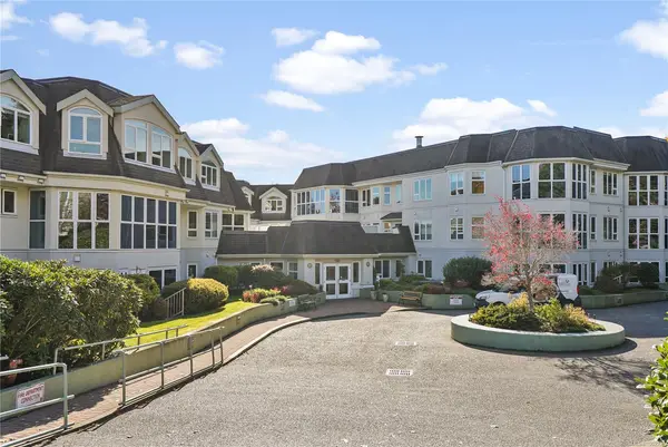 #108 - 1521 Church Ave #108, Saanich BC V8P 5T7 - 2 bed, 2.0 bath in Saanich