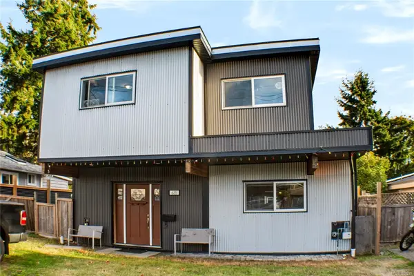 635 Hoffman Ave, Langford BC V9B 3A6 - 4 bed, 4 bath property for sale in Langford