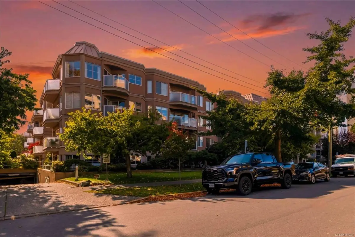 #106 - 405 Quebec St #106, Victoria BC V8V 4Z2