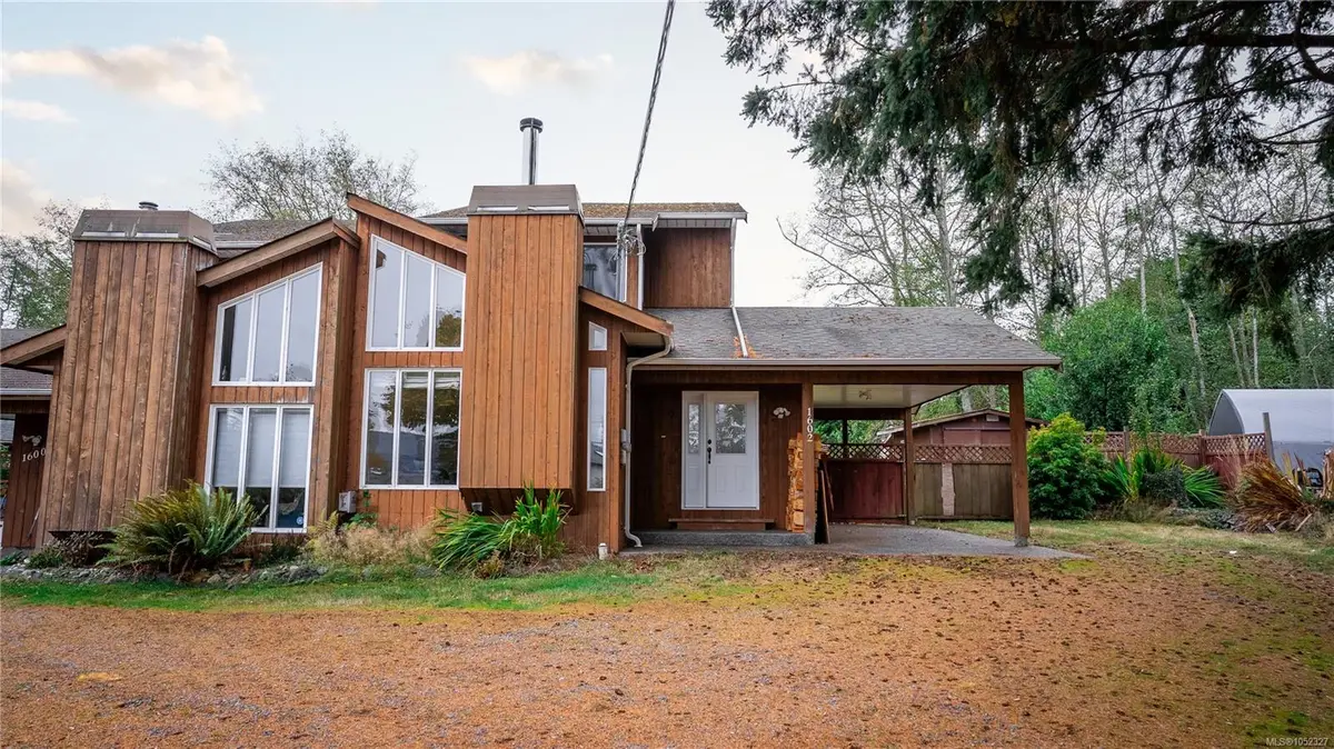 1602 ONeill Rd, Sooke BC V9Z 0T5