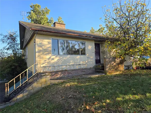 2766 Island View Rd, Central Saanich BC V0S 1M0 - 3 bed, 2.0 bath in Central Saanich