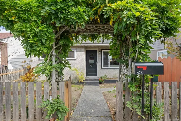 243 Princess St, Nanaimo BC V9R 4M8 - 3 bed, 2 bath property for sale in Nanaimo