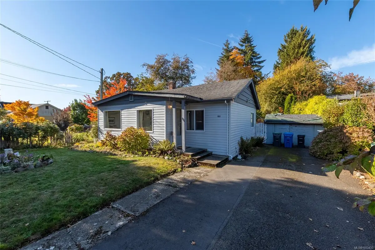 483 Beech Ave, Duncan BC V9L 3J8