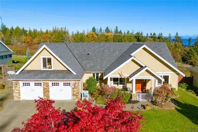 3855 Creekside Dr, Bowser BC V0R 1G0