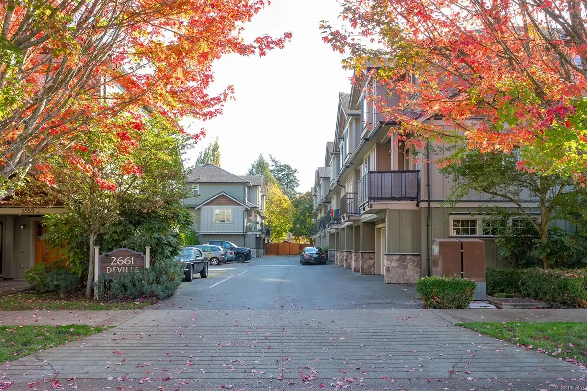 #112 - 2661 Deville Rd #112, Langford BC V9B 0G6