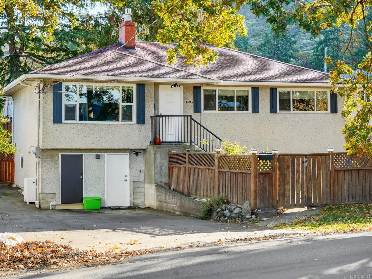3595 Richmond Rd, Saanich BC V8P 4R3