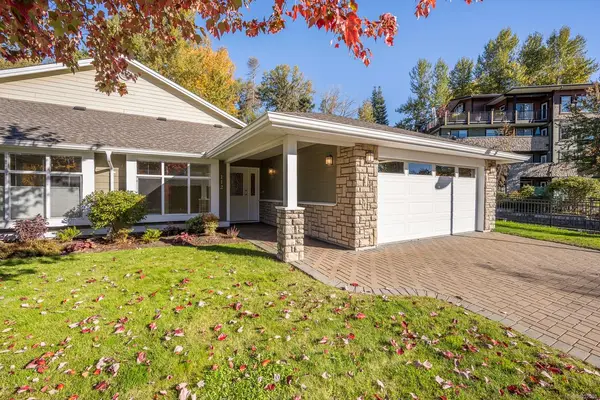 #112 - 44 Anderton Ave #112, Courtenay BC V9N 2G8 - 2 bed, 2.0 bath in Courtenay
