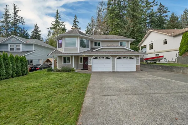 1065 Springbok Rd, Campbell River BC V9W 7K7 - 4 bed, 3.0 bath in Campbell River