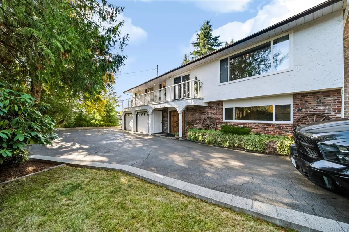 1927 Richardson Rd, Nanaimo BC V9X 1C2