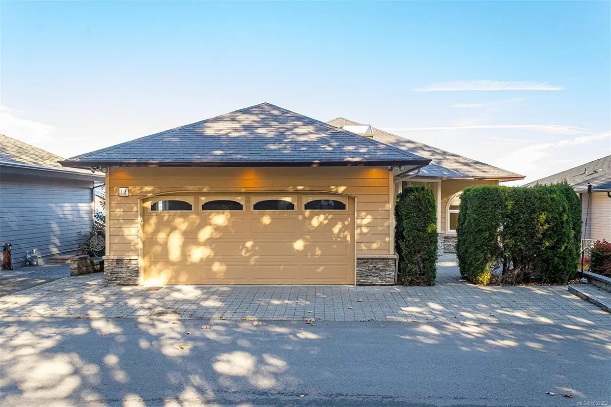 #18 - 245 Oyster Cove Rd #18, Ladysmith BC V9G 1B6