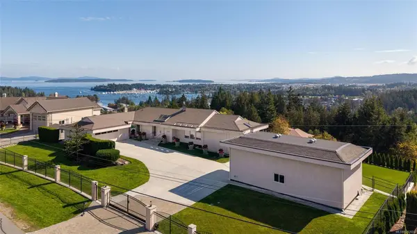 11027 Greenpark Dr, North Saanich BC V8L 5N5 - 3 bed, 4.0 bath in North Saanich