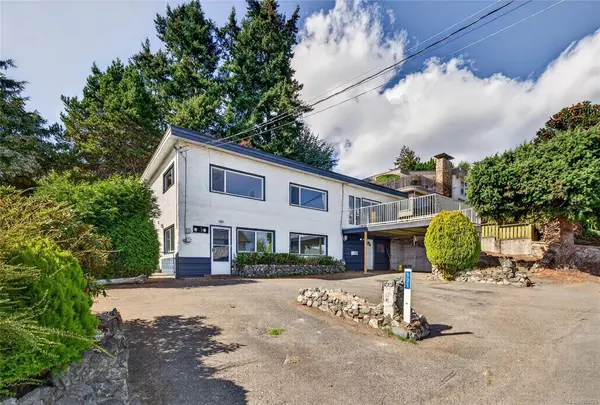 131 Milburn Dr, Colwood BC V9C 1T7 - 4 bed, 3.0 bath in Colwood