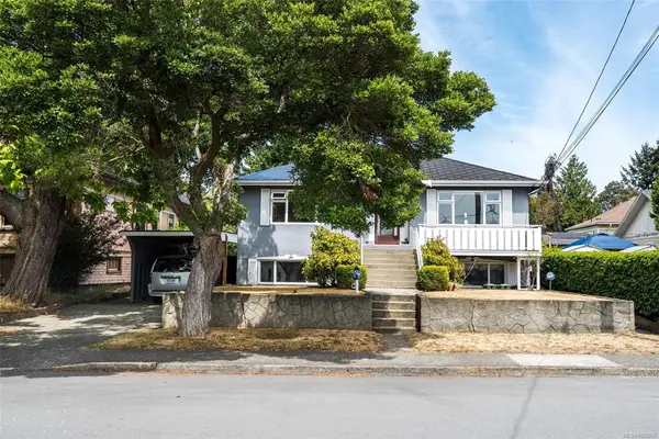 1790 Denman St, Victoria BC V8R 1Y4 - 5 bed, 3.0 bath in Victoria