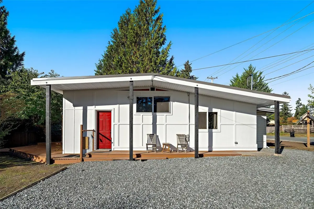 1404 Fairfield Rd, Cobble Hill BC V8H 0H7