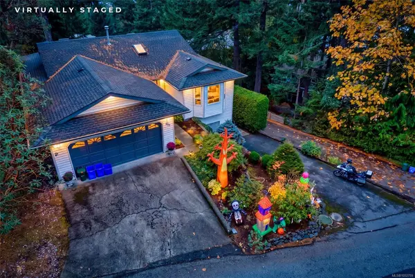 530 Summit Dr, Nanaimo BC V9T 5J7 - 3 bed, 3.0 bath in Nanaimo