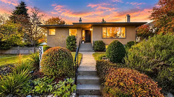 3910 Scolton Rd, Saanich BC V8N 4E2 - 6 bed, 3.0 bath in Saanich
