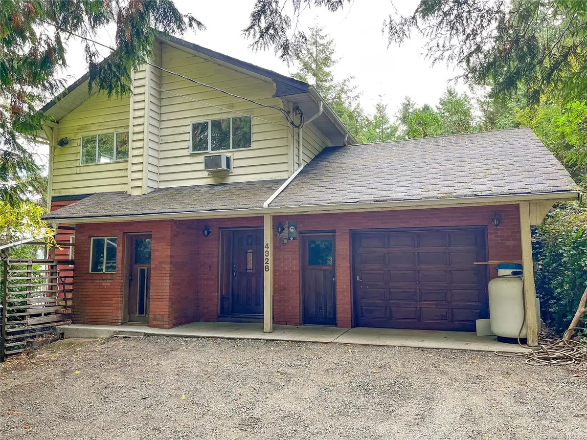4328 Trans Canada Hwy, Malahat BC V0R 2L0