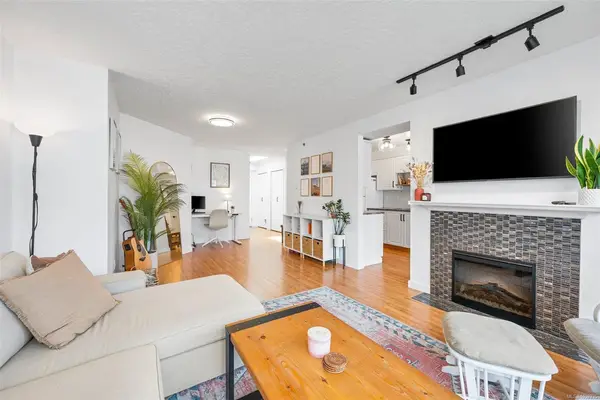 #409 - 520 Dunedin St #409, Victoria BC V8T 2L6 - 2 bed, 2.0 bath in Victoria