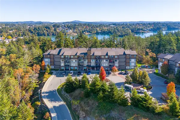 #207 - 290 Wilfert Rd #207, View Royal BC V9C 0H6 - 2 bed, 2.0 bath in View Royal