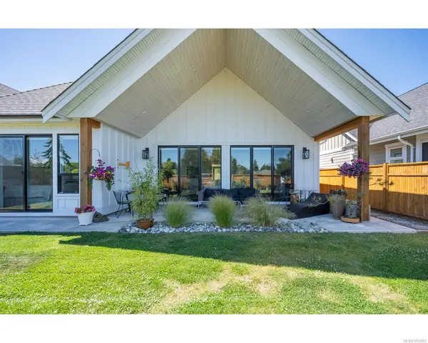 427 Cottage Dr, Qualicum Beach BC V9K 2T3 - 2 bed, 2.0 bath in Qualicum Beach