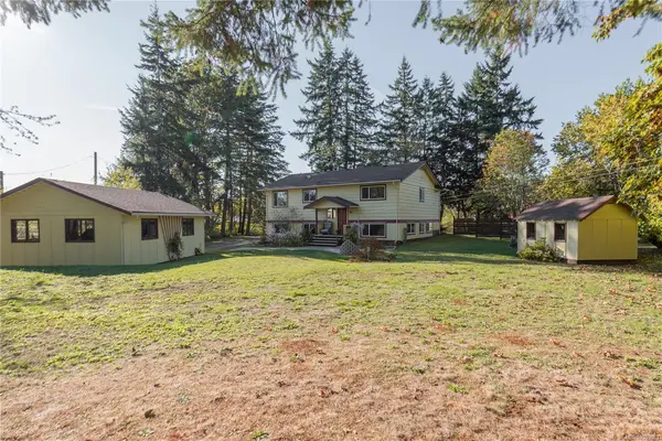 6381 Somenos Rd, Duncan BC V9L 4G1 - 3 bed, 2 bath property for sale in Duncan