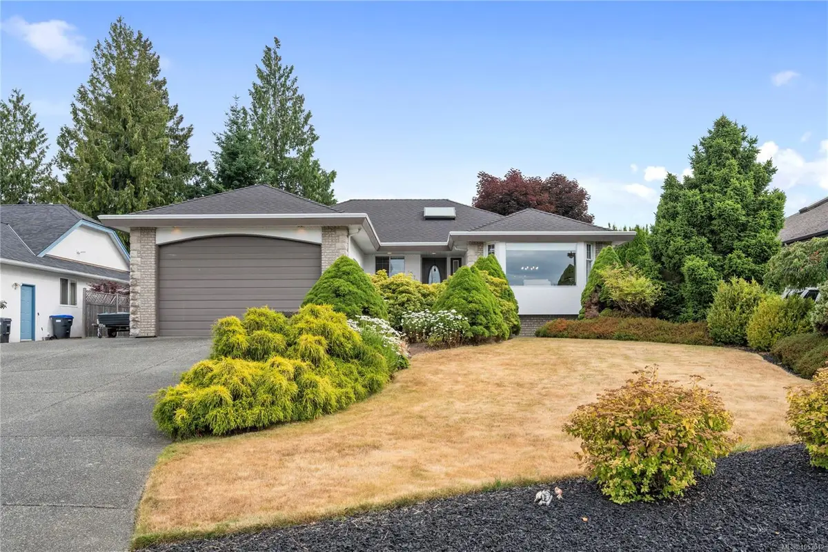 1072 Roberton Blvd, Parksville BC V9P 2N9