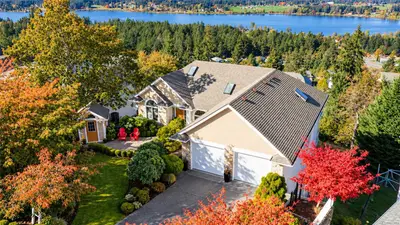 6097 Chippewa Rd, Duncan BC V9L 5P6