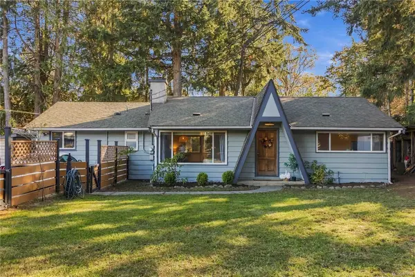 659 Strandlund Ave, Langford BC V9B 3G2 - 2 bed, 2.0 bath in Langford