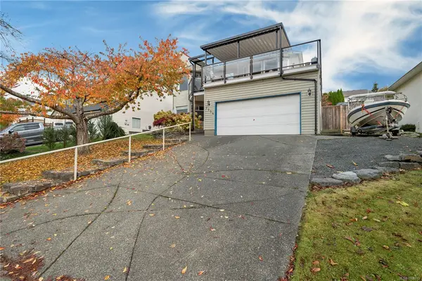 1154 Blesbok Rd, Campbell River BC V9W 7X6 - 5 bed, 3 bath property for sale in Campbell River