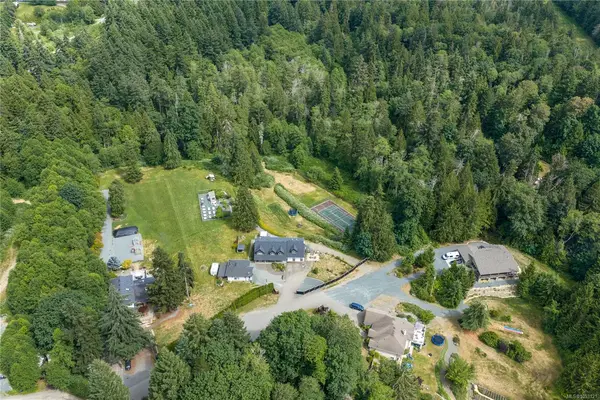 2620 Ross Rd, Nanoose Bay BC V9P 9A6 - 7 bed, 7 bath property for sale in Nanoose Bay