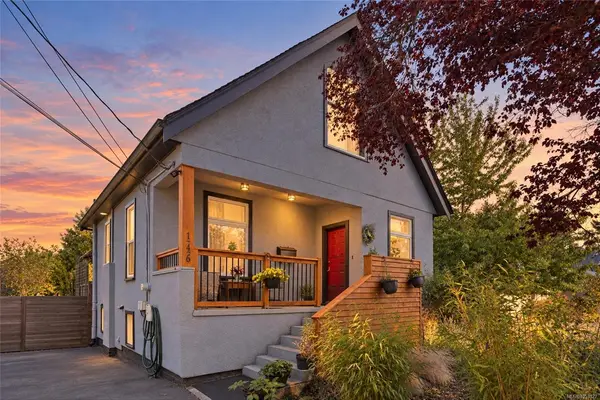 1746 Pembroke St, Victoria BC V8R 1W6 - 3 bed, 2 bath property for sale in Victoria
