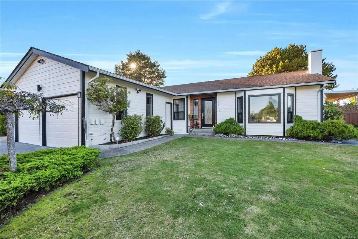 6279 Blueback Rd, Nanaimo BC V9V 1A9
