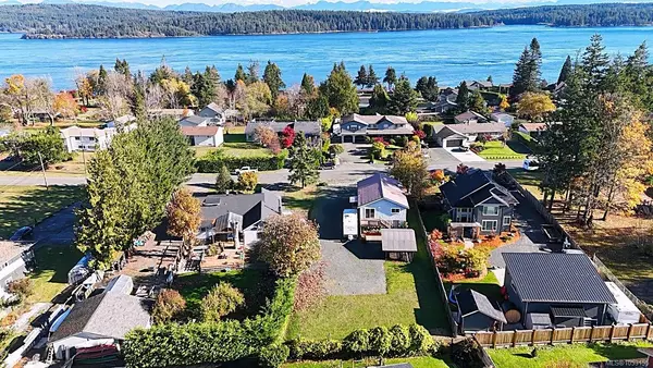 4282 Barclay Rd, Campbell River BC V9W 4Y8 - 3 bed, 1.0 bath in Campbell River
