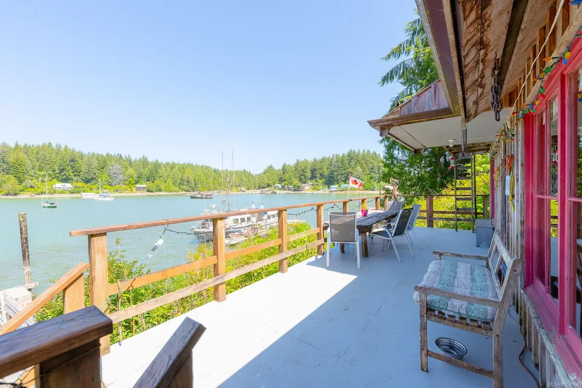 310 Tower Rd, Bamfield BC V0R 1B0