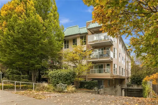 #203 - 1710 Fort St #203, Victoria BC V8R 1J2 - 2 bed, 2.0 bath in Victoria