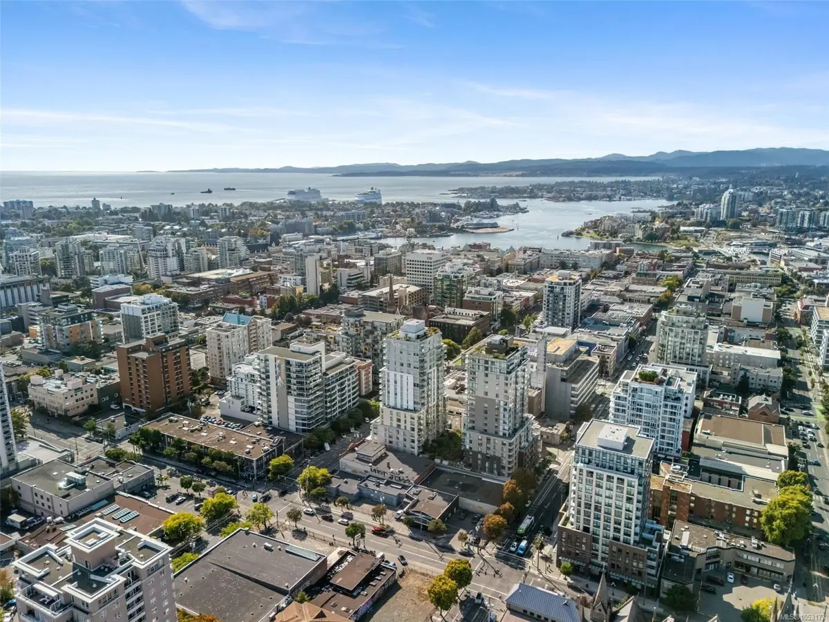 #703 - 848 Yates St #703, Victoria BC V8W 0G2