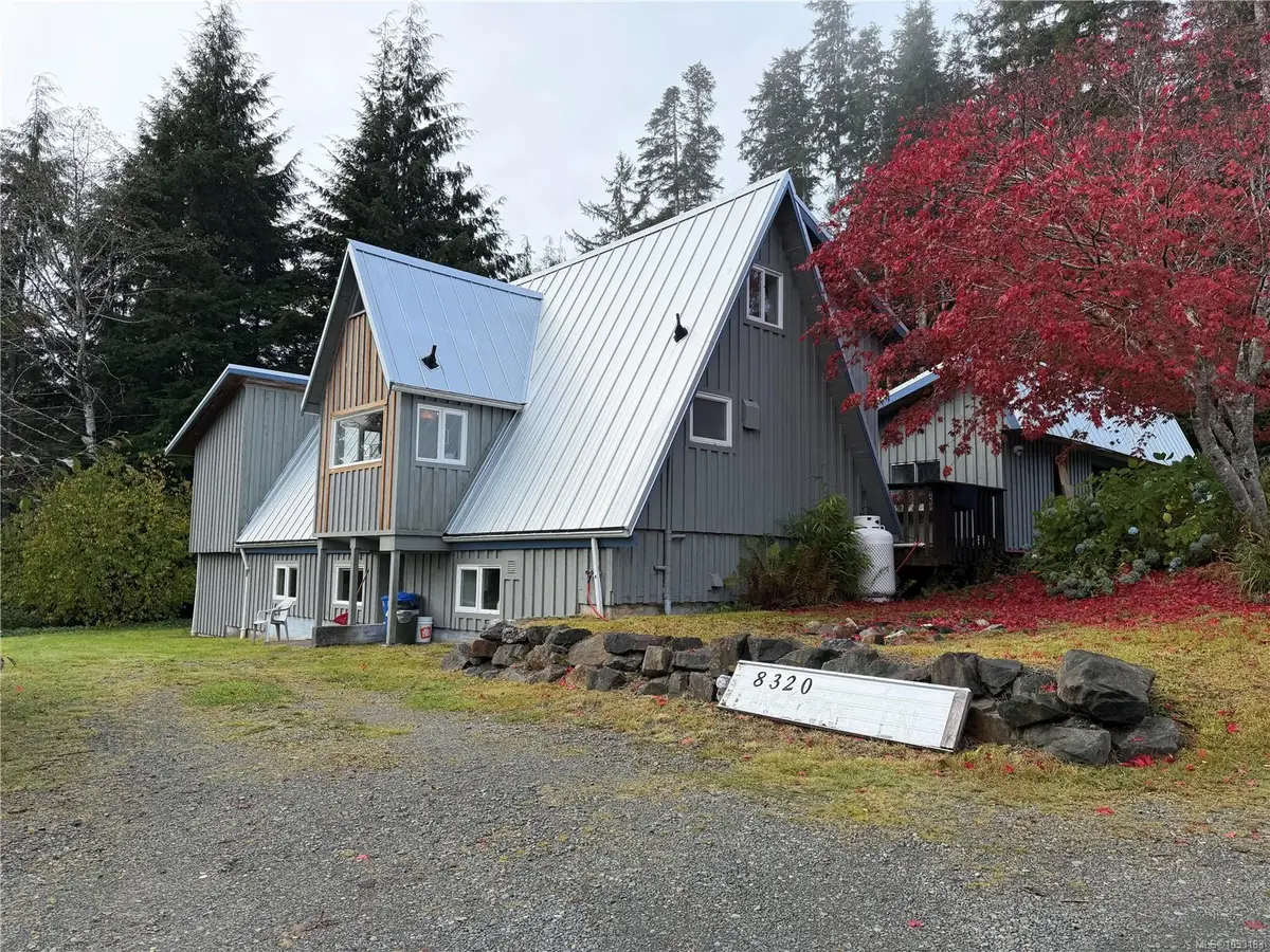 8320 Lansdowne Rd, Port Hardy BC V0N 2P0