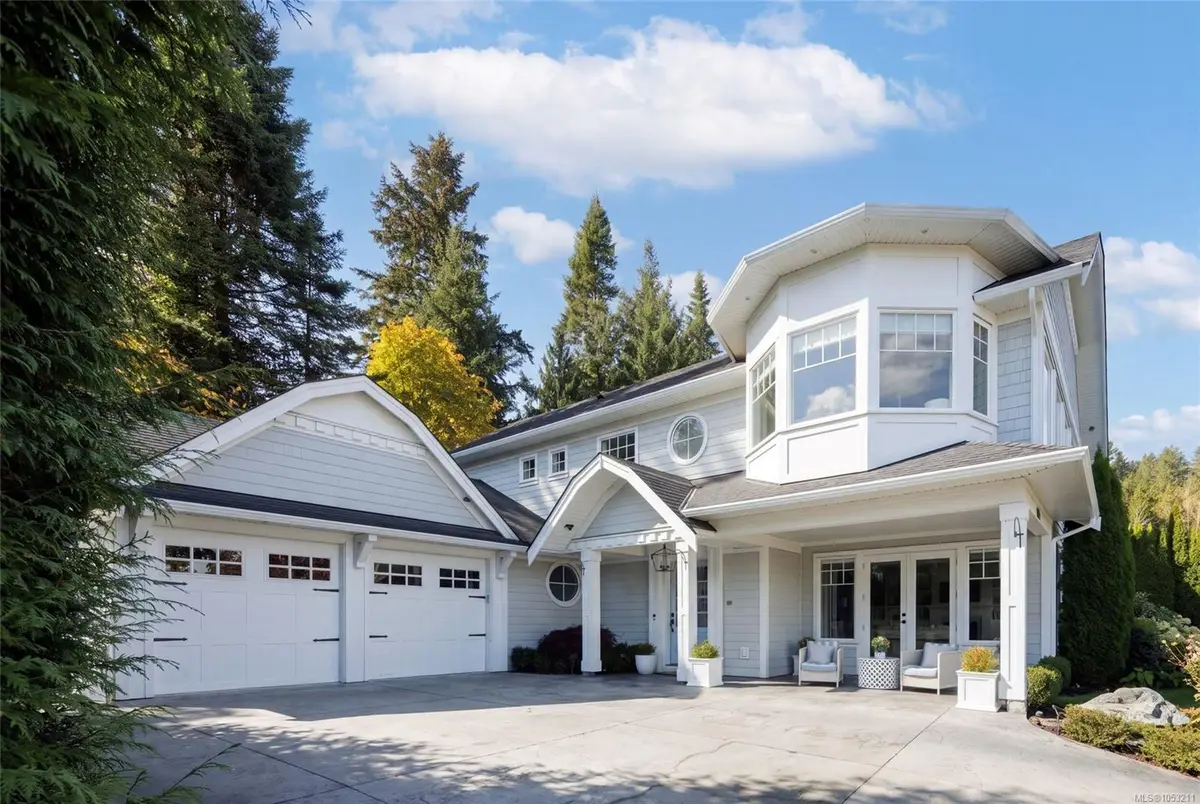 1701 Texada Terr, North Saanich BC V8L 6B1
