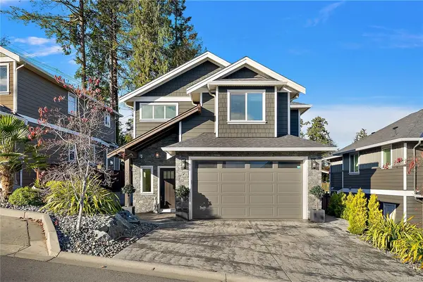 2164 Timber Ridge Crt, Central Saanich BC V8M 1M2 - 4 bed, 3.0 bath in Central Saanich